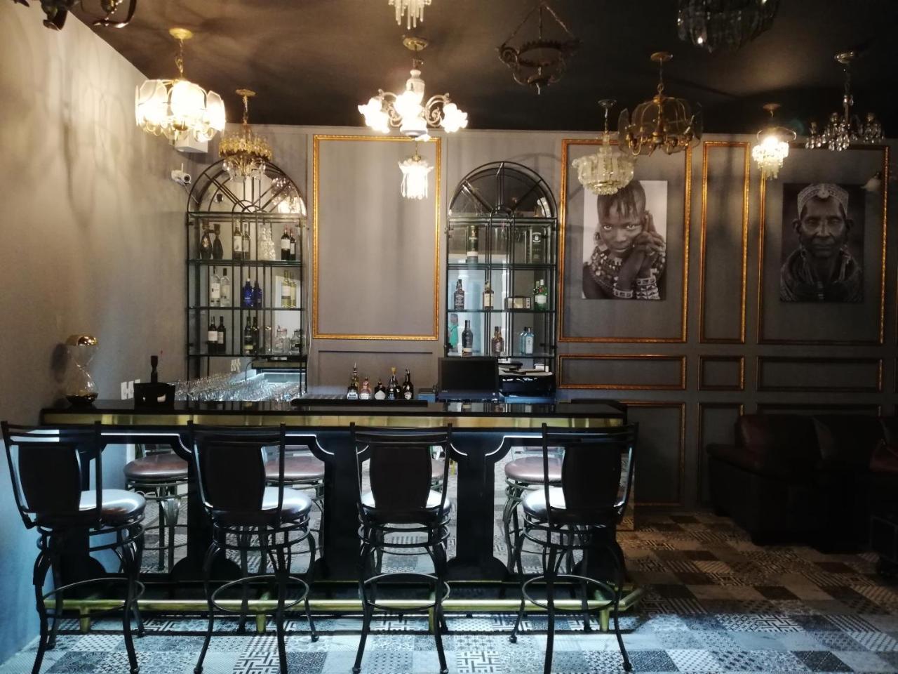 Nomad Hostel Медельин Экстерьер фото