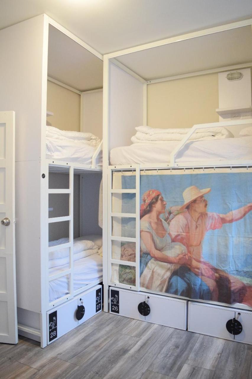 Nomad Hostel Медельин Экстерьер фото